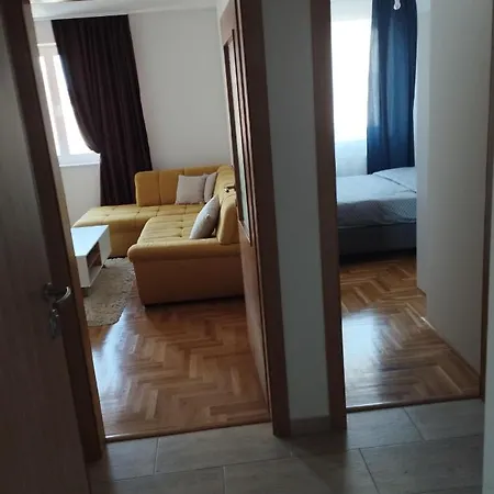 Stan Na Dan Nany, Istocno Sarajevo Lukavica