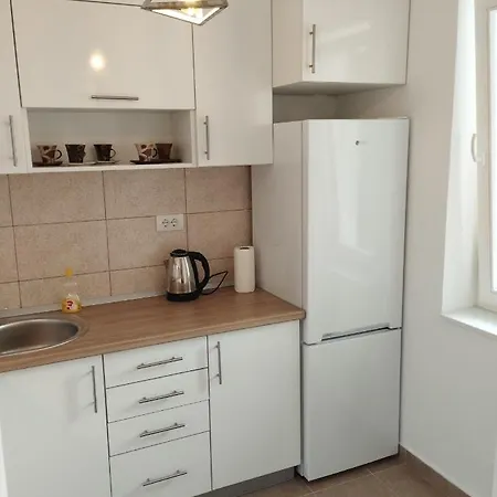 Stan Na Dan Nany, Istocno Sarajevo